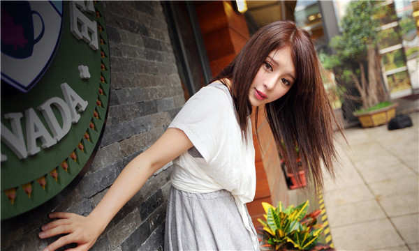 托里想找一个女性生孩子给报酬-｛找个女人生孩子多少钱｝